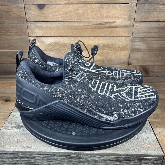 Nike Women’s Size 12 React Metcon Training Gym Shoes Black White BQ6044-010 - Picture 1 of 10